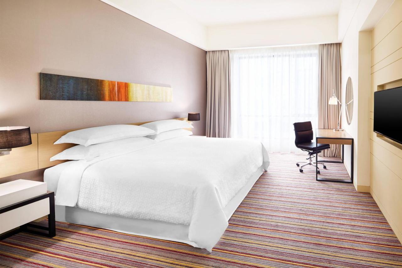 Four Points By Sheraton Пучонг Экстерьер фото