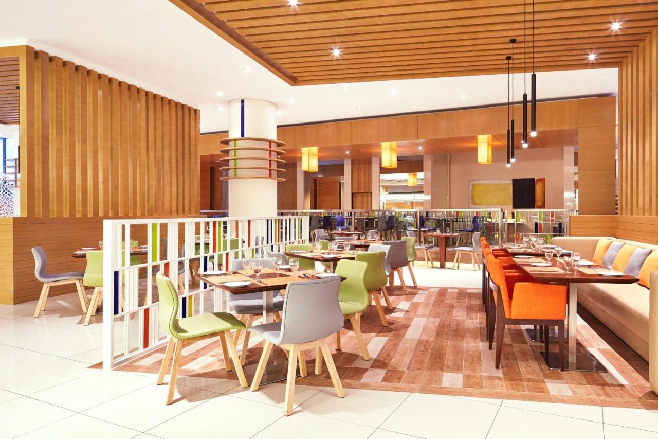 Four Points By Sheraton Пучонг Экстерьер фото