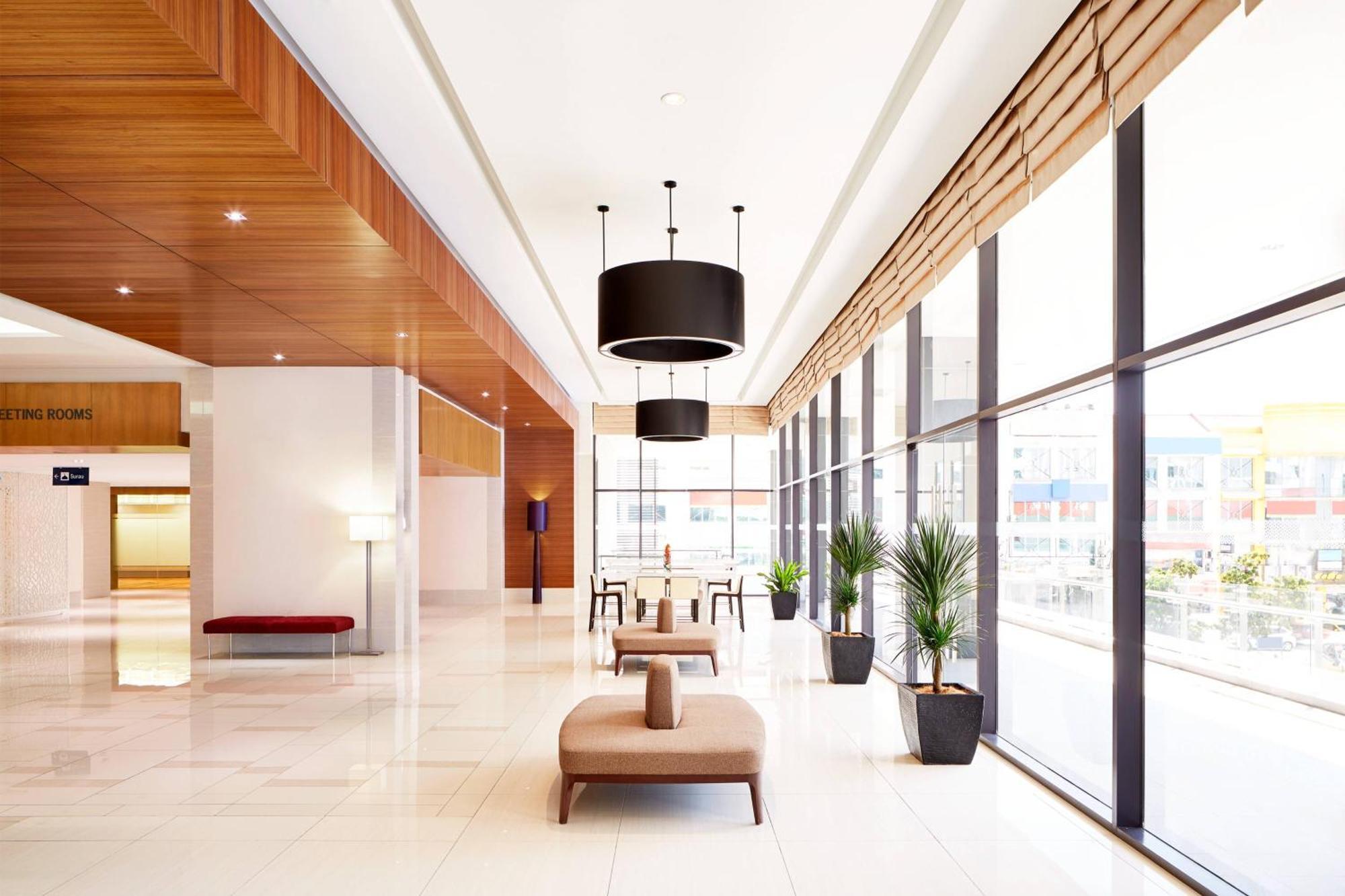 Four Points By Sheraton Пучонг Экстерьер фото